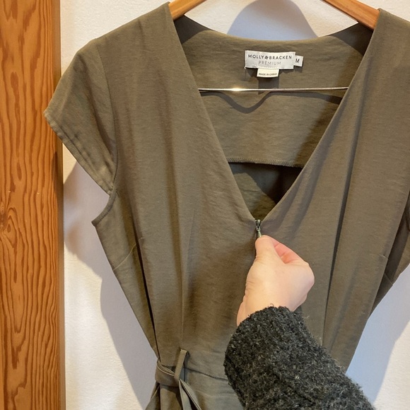 Molly Bracken Premium Jumpsuit with belt - Picture 3 of 6